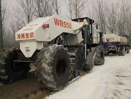 �������C(j��)���I(y��)�b�õē����\(y��n)��(d��ng)�C(j��)��(g��u)