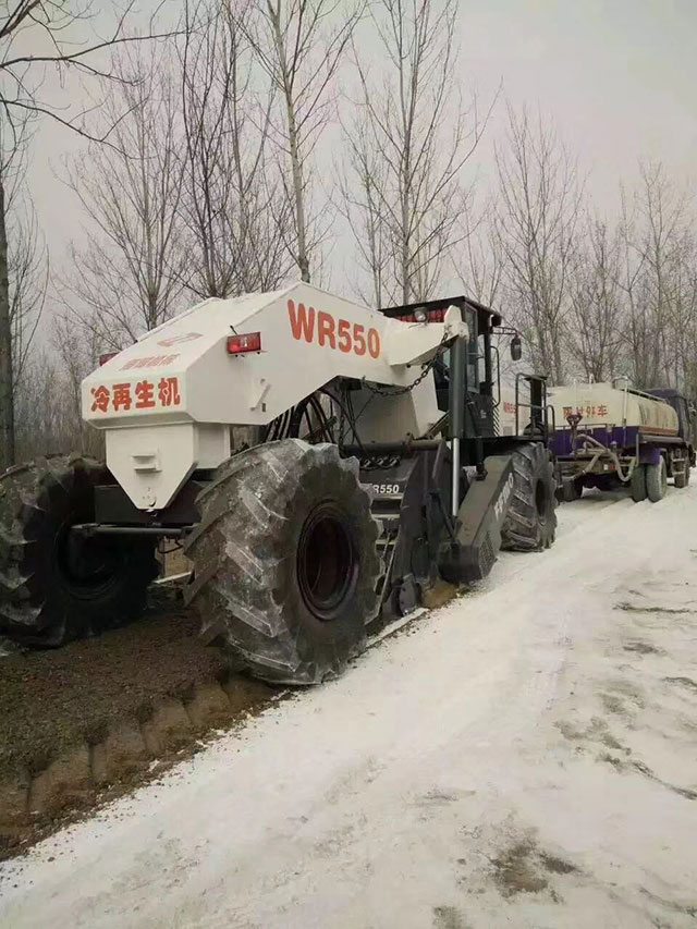 �������C(j��)