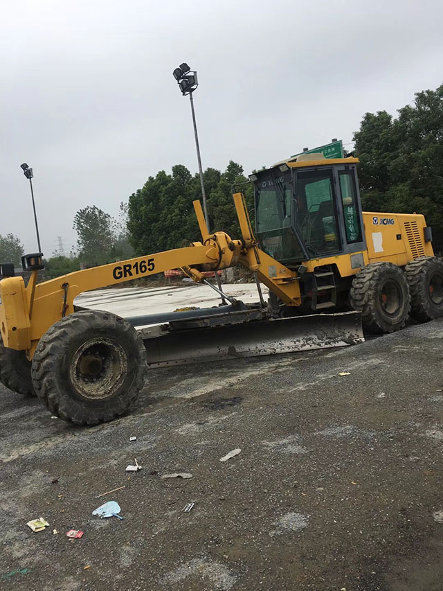 平地機(jī) 平地機(jī)